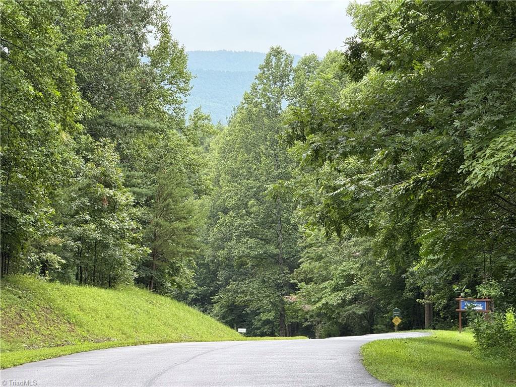 Lot 32 W Meadow Parkway