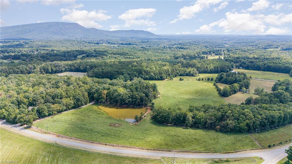 3607 Nc Highway 268, Pilot Mountain, North Carolina image 34