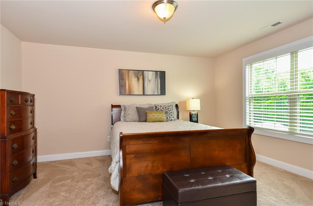 Durham, North Carolina 27712, United States, 4 Bedrooms Bedrooms, ,4 BathroomsBathrooms,Residential,Active,205903