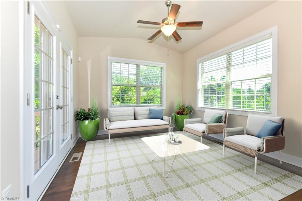 Durham, North Carolina 27712, United States, 4 Bedrooms Bedrooms, ,4 BathroomsBathrooms,Residential,Active,205903