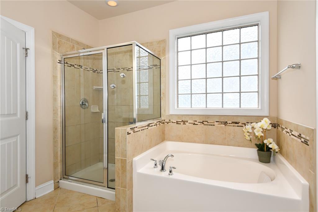 Durham, North Carolina 27712, United States, 4 Bedrooms Bedrooms, ,4 BathroomsBathrooms,Residential,Active,205903