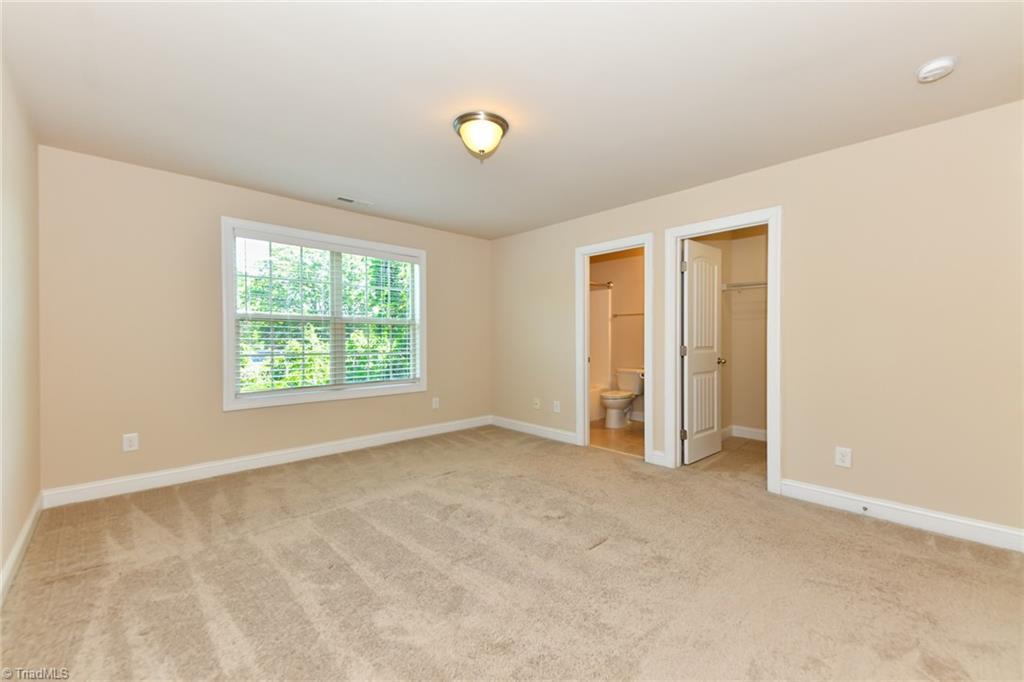 Durham, North Carolina 27712, United States, 4 Bedrooms Bedrooms, ,4 BathroomsBathrooms,Residential,Active,205903