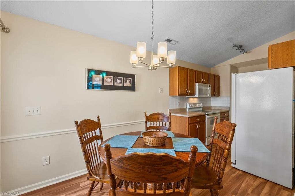 6807 Rangecrest Road, Belews Creek, North Carolina image 13