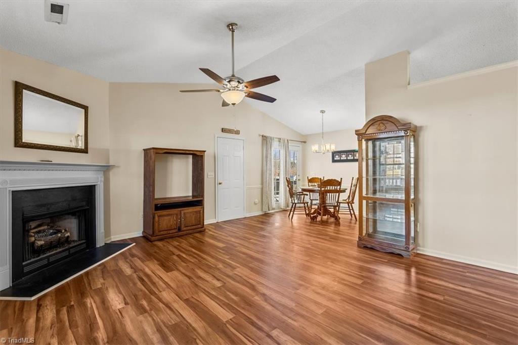 6807 Rangecrest Road, Belews Creek, North Carolina image 4
