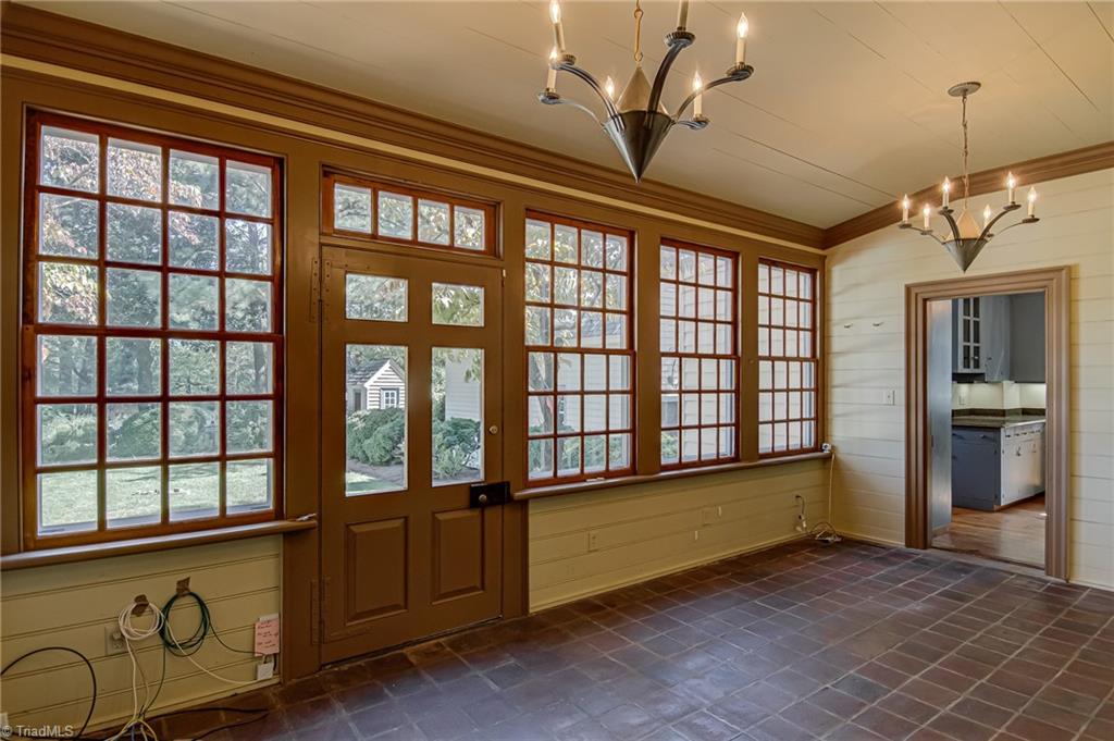 Winston-Salem, North Carolina 27106, United States, 5 Bedrooms Bedrooms, ,6 BathroomsBathrooms,Residential,Active,225502