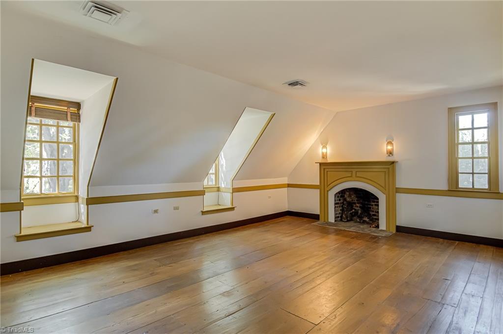 Winston-Salem, North Carolina 27106, United States, 5 Bedrooms Bedrooms, ,6 BathroomsBathrooms,Residential,Active,225502