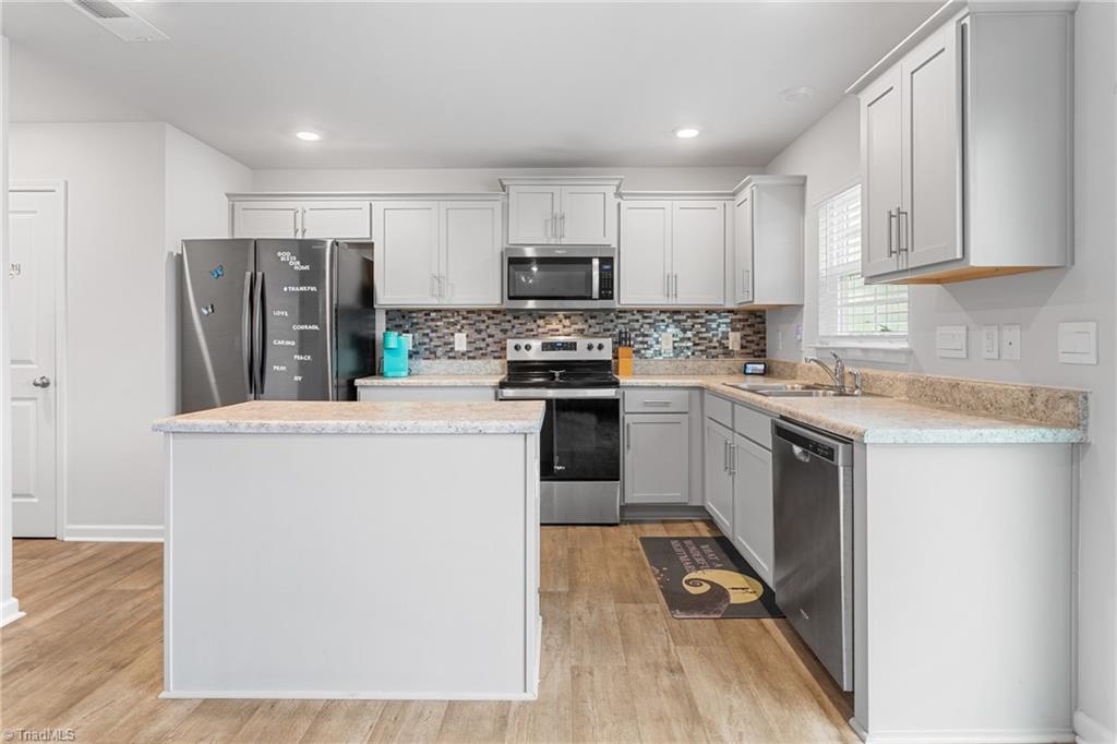 6849 Keeneland Drive, Whitsett, North Carolina image 9