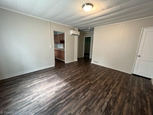 1209 GATEWOOD AVE, GREENSBORO, NC 27405 - Image d398fc6ff46b44c7925ef7c630c9dcb3/3933273512