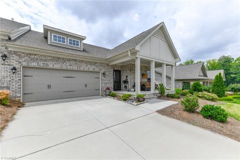 A home in Kernersville