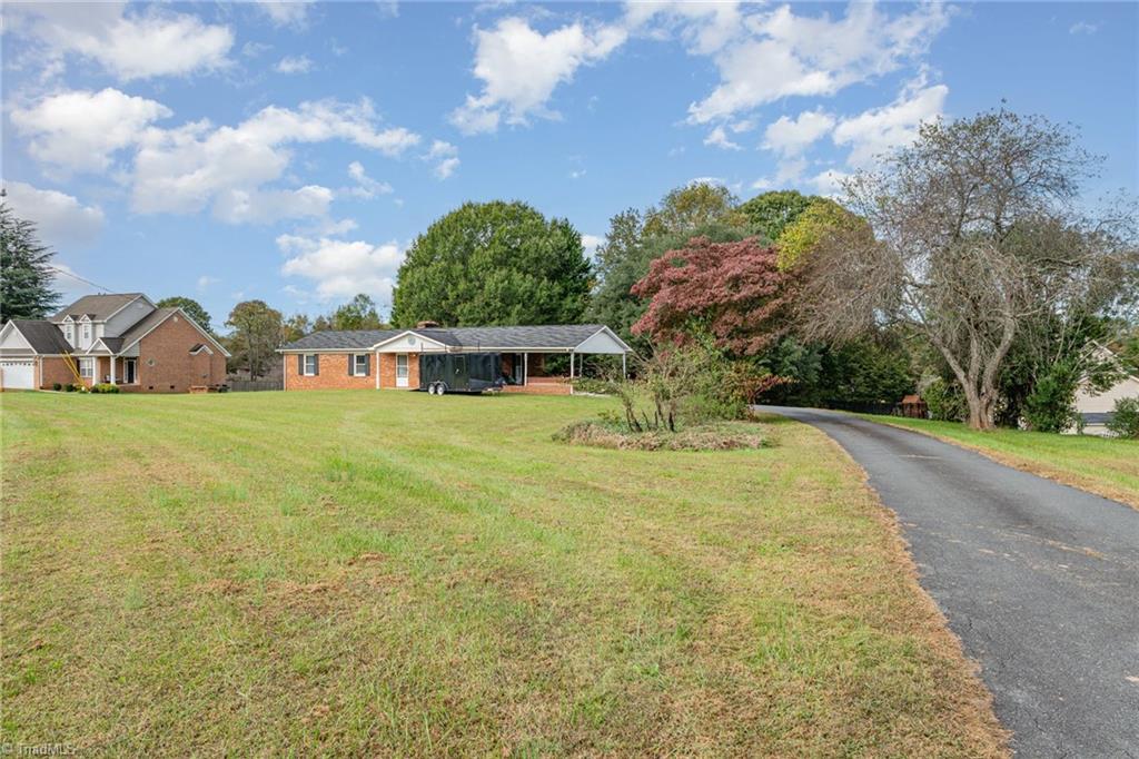 5065 Oak Garden Drive