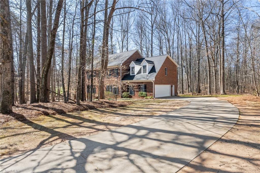 1799 Ridge Oaks Drive, Oak Ridge, North Carolina image 4