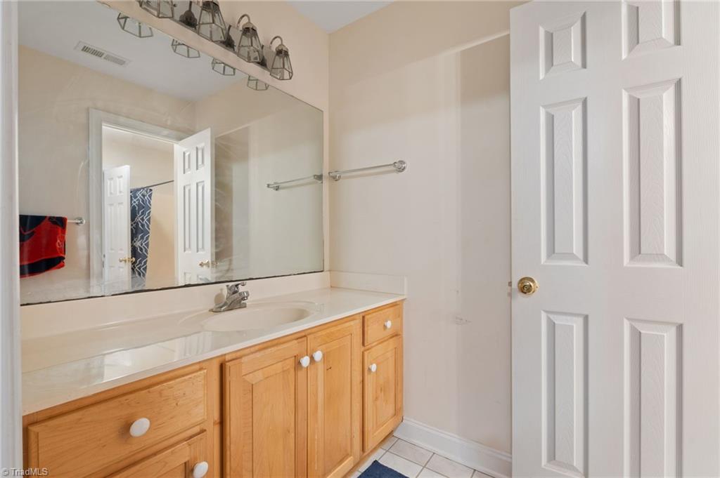 1799 Ridge Oaks Drive, Oak Ridge, North Carolina image 39
