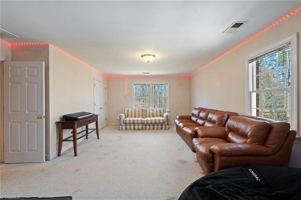 1799 Ridge Oaks Drive, Oak Ridge, North Carolina image 43