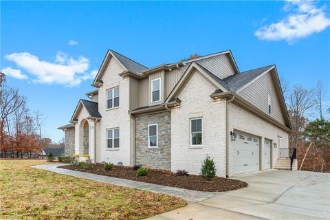 A home in Summerfield