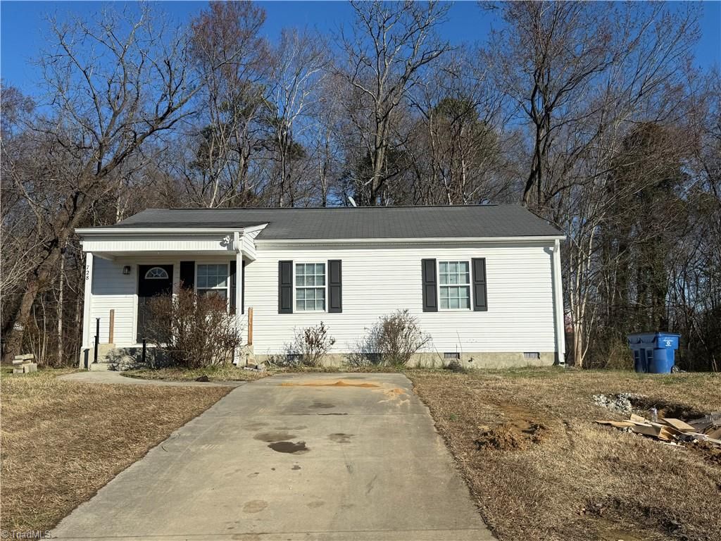 Photo of 728 Ben Court, Burlington, NC 27253 (MLS # 1211276)