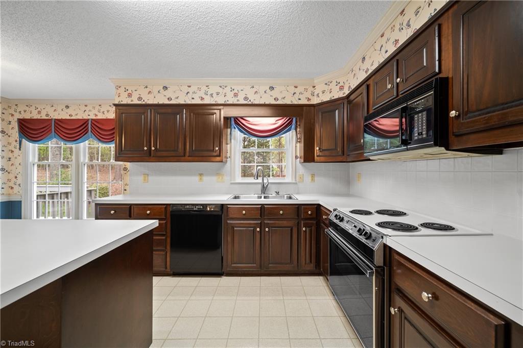 325 Timberview Drive, Kernersville, North Carolina image 13