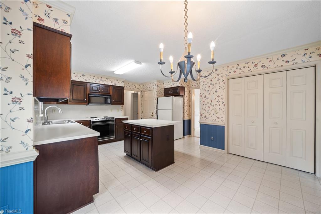 325 Timberview Drive, Kernersville, North Carolina image 18