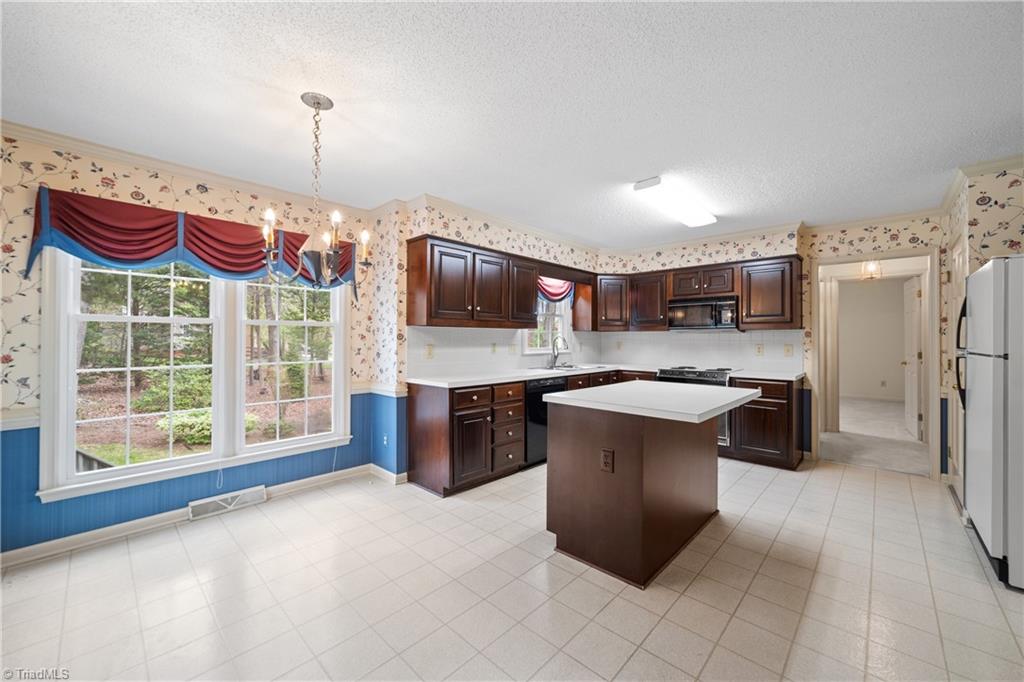 325 Timberview Drive, Kernersville, North Carolina image 16