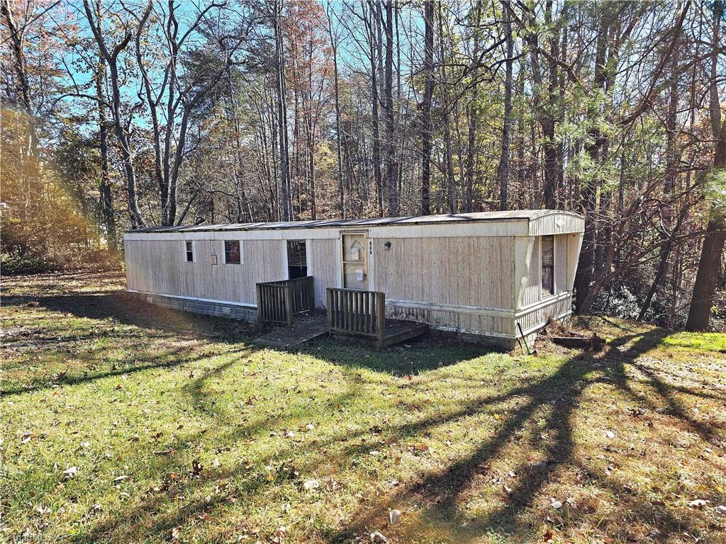 586 Orchard View Drive, Mount Airy, North Carolina image 6