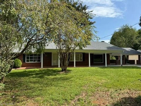 A home in North Wilkesboro