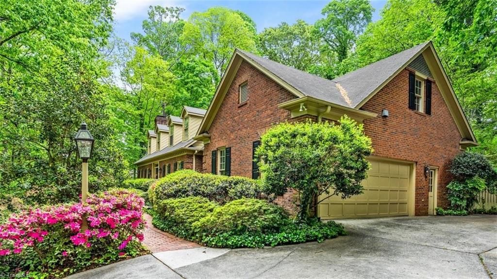 Photo of 5511 Wallace Drive, Greensboro, NC 27407 (MLS # 1222418)