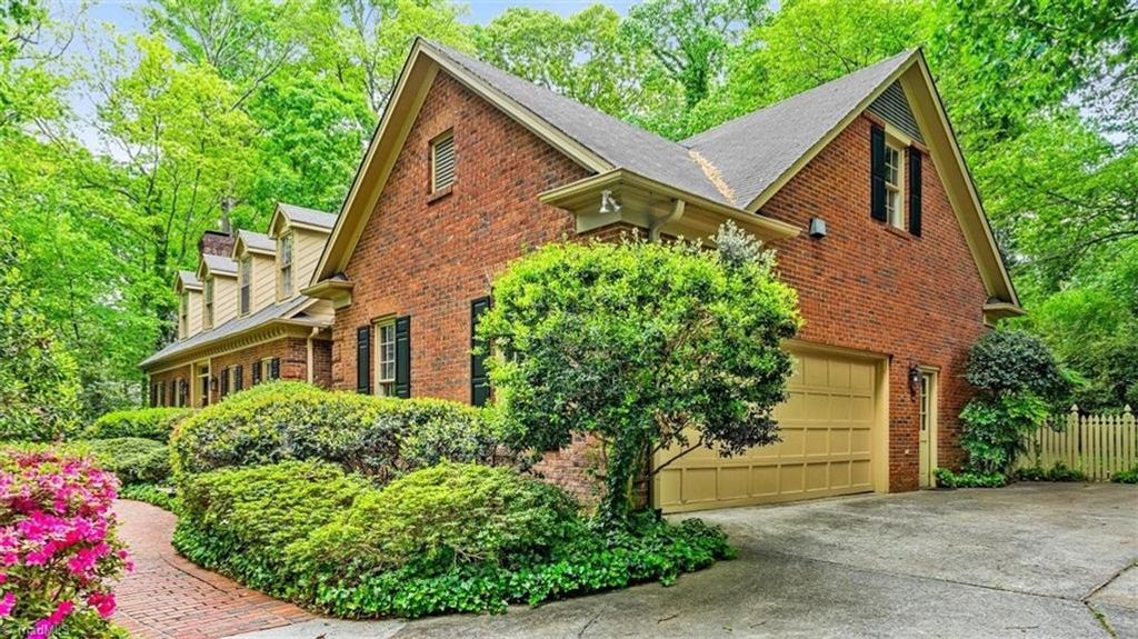 Photo of 5511 Wallace Drive, Greensboro, NC 27407 (MLS # 1222418)