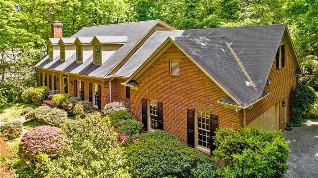 Photo of 5511 Wallace Drive, Greensboro, NC 27407 (MLS # 1222418)