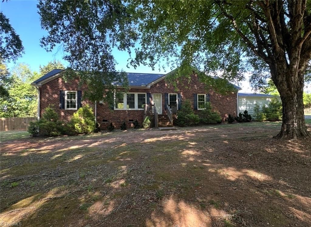 Photo of 172 Jesse King Road, Advance, NC 27006 (MLS # 1218726)