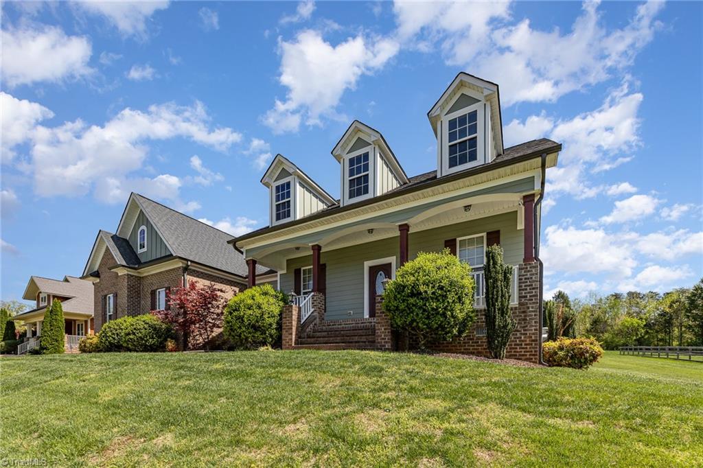 5003 Lindenwold Drive, Summerfield, North Carolina image 2