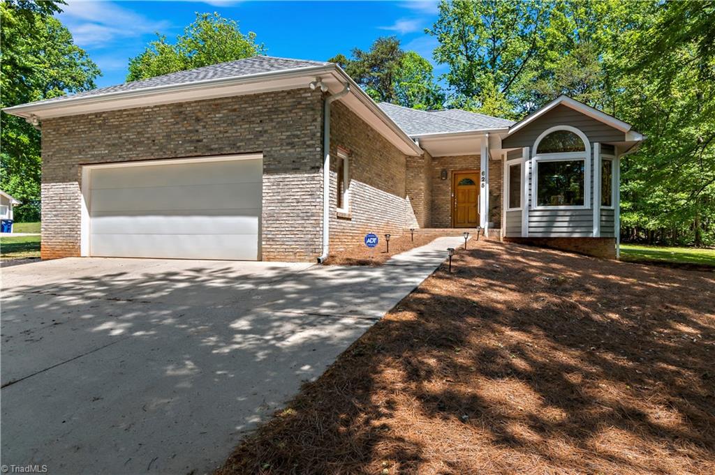 625 Trotters Ridge Lane, Kernersville, North Carolina image 1
