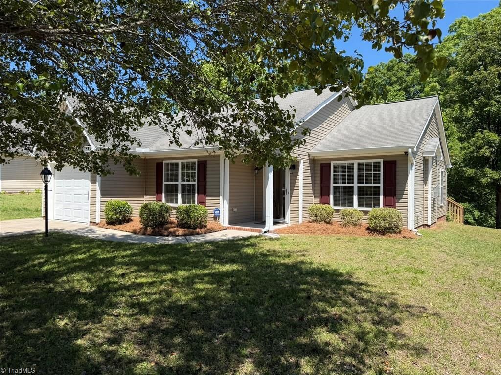Photo of 2447 Mid Salem Drive, Winston-Salem, NC 27103 (MLS # 1219750)