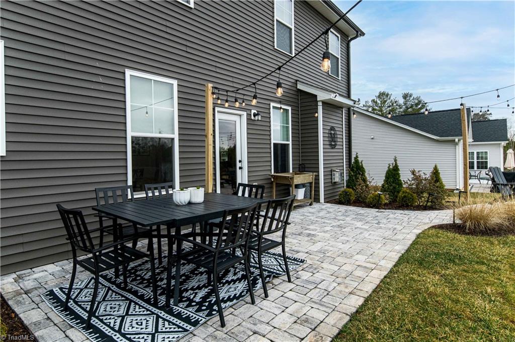 6284 Finch Meadow Court