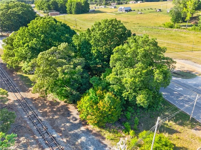 5717 Us Highway 311, photo 5 of 13