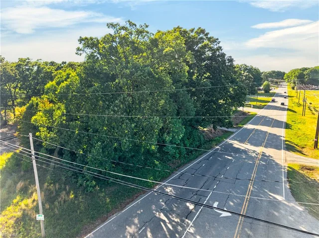 5717 Us Highway 311, photo 3 of 13