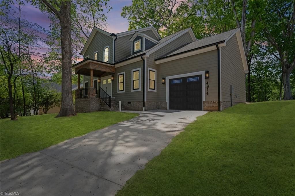 Photo of 4814 Selwyn Drive, Winston-Salem, NC 27104 (MLS # 1207517)