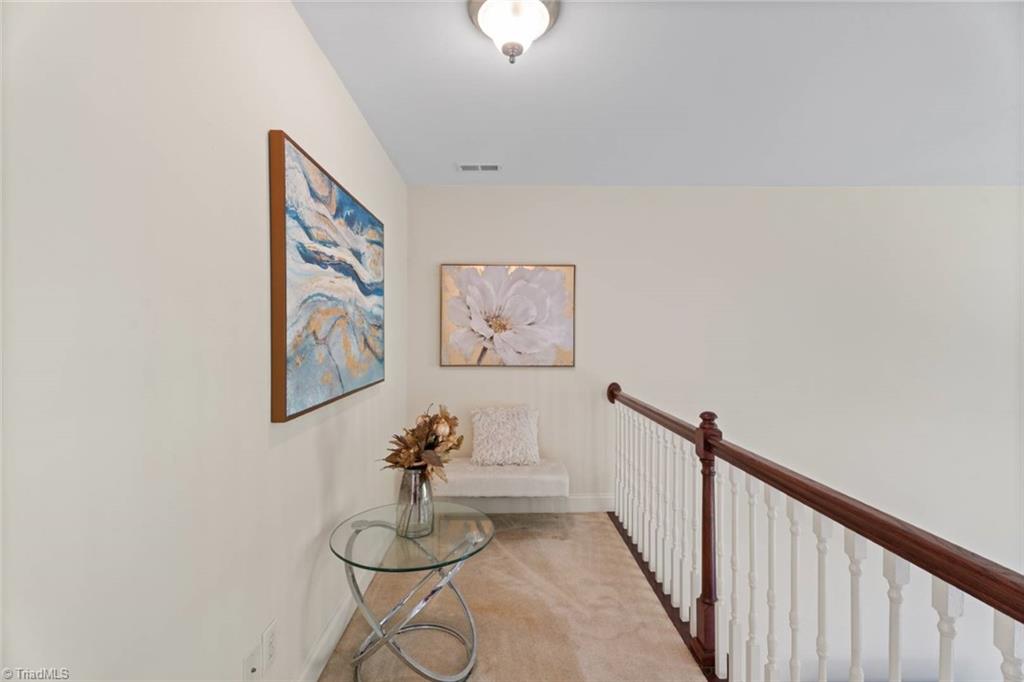 Winston-Salem, North Carolina 27105, United States, 4 Bedrooms Bedrooms, ,3 BathroomsBathrooms,Residential,Active,230602