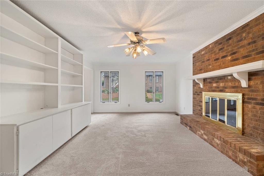 Winston-Salem, North Carolina 27104, United States, 3 Bedrooms Bedrooms, ,4 BathroomsBathrooms,Residential,Pending,101358