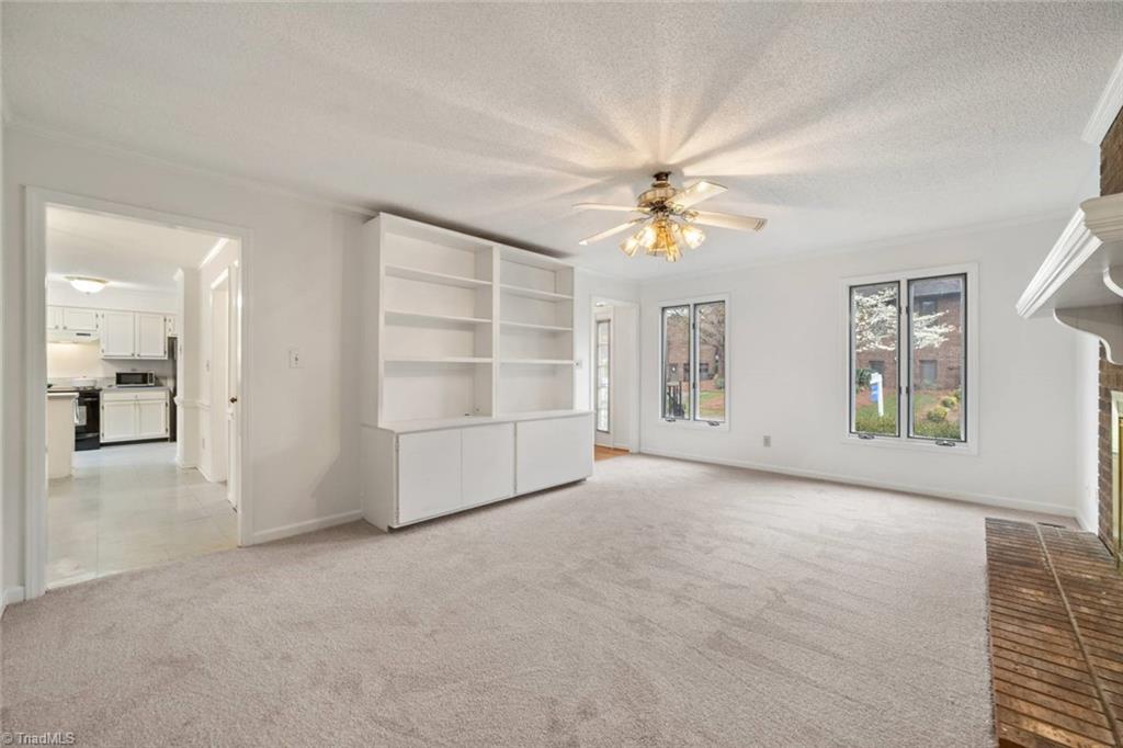 Winston-Salem, North Carolina 27104, United States, 3 Bedrooms Bedrooms, ,4 BathroomsBathrooms,Residential,Pending,101358