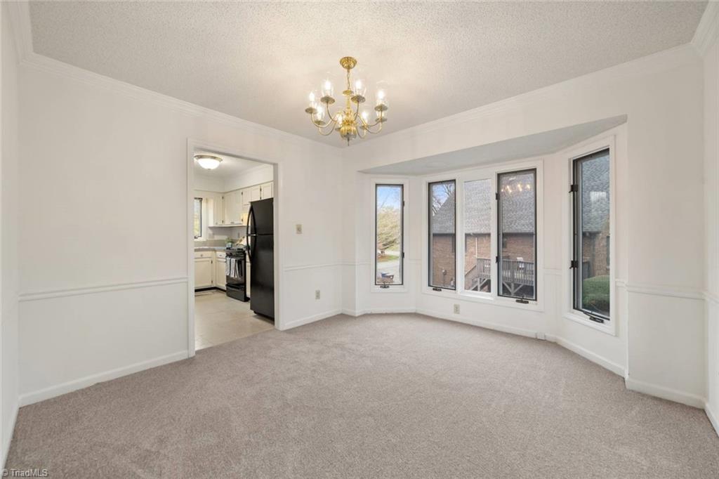 Winston-Salem, North Carolina 27104, United States, 3 Bedrooms Bedrooms, ,4 BathroomsBathrooms,Residential,Pending,101358