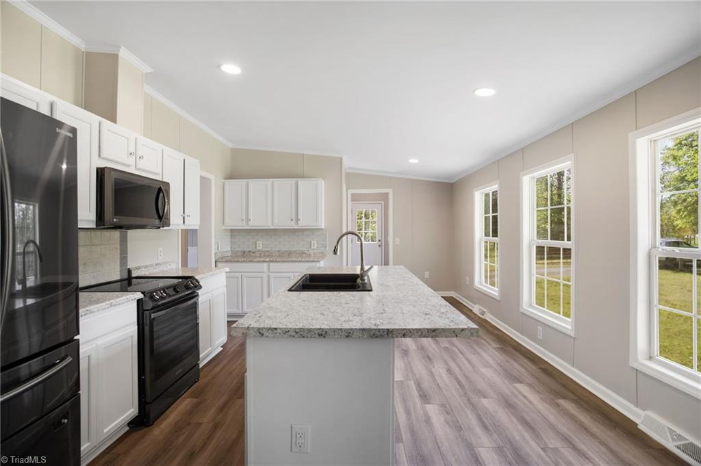 338 W Steeple Chase Road, Greensboro, North Carolina image 2