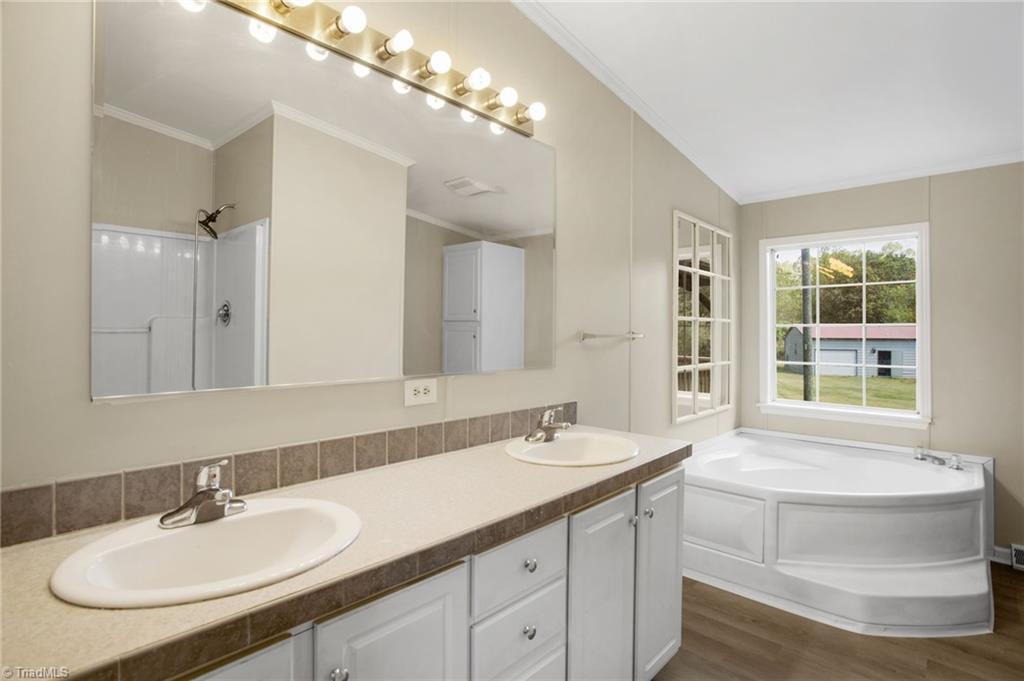 338 W Steeple Chase Road, Greensboro, North Carolina image 16