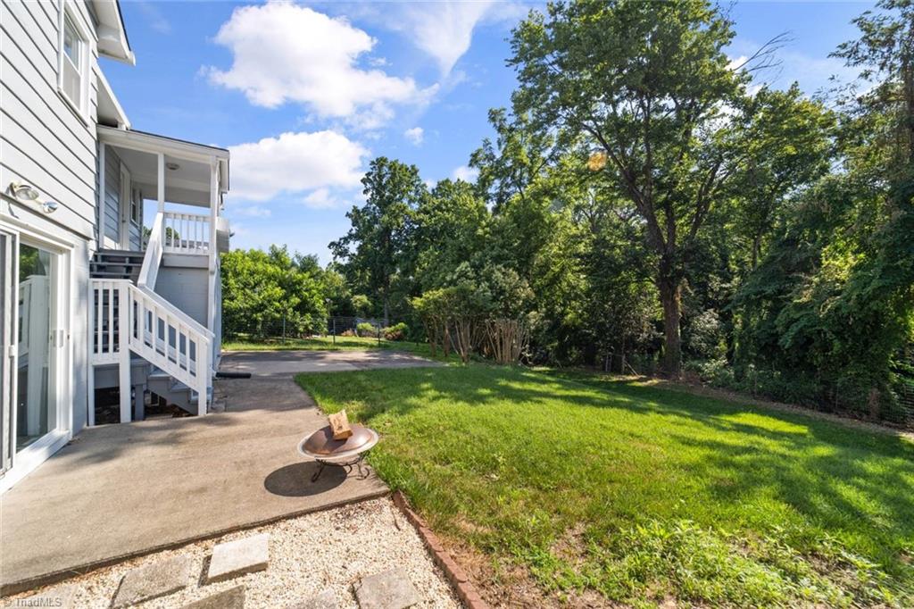 Winston-Salem, North Carolina 27103, United States, 3 Bedrooms Bedrooms, ,3 BathroomsBathrooms,Residential,Active,153981