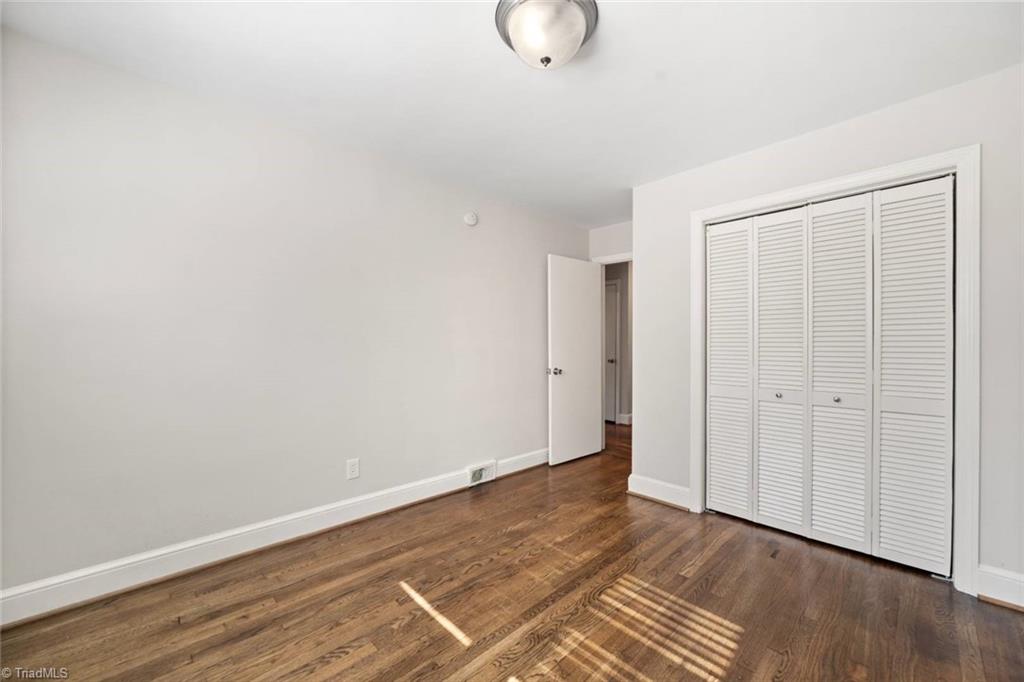 Winston-Salem, North Carolina 27103, United States, 3 Bedrooms Bedrooms, ,3 BathroomsBathrooms,Residential,Active,153981