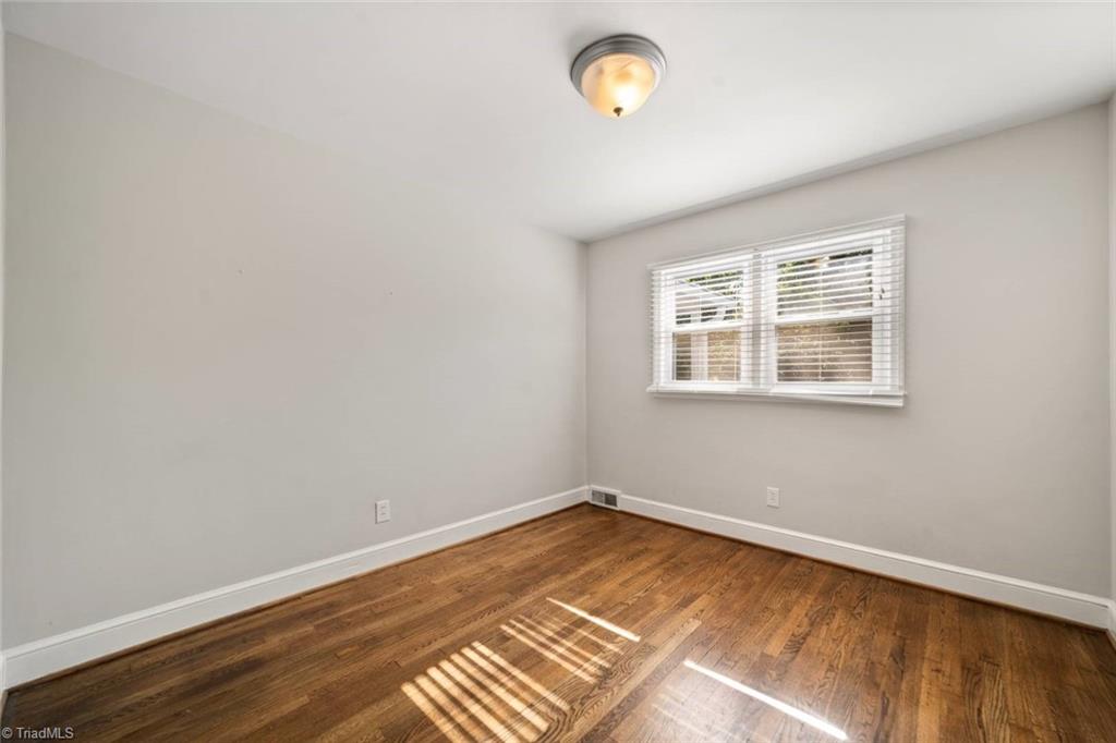 Winston-Salem, North Carolina 27103, United States, 3 Bedrooms Bedrooms, ,3 BathroomsBathrooms,Residential,Active,153981