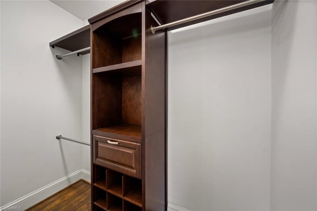 Winston-Salem, North Carolina 27103, United States, 3 Bedrooms Bedrooms, ,3 BathroomsBathrooms,Residential,Active,153981