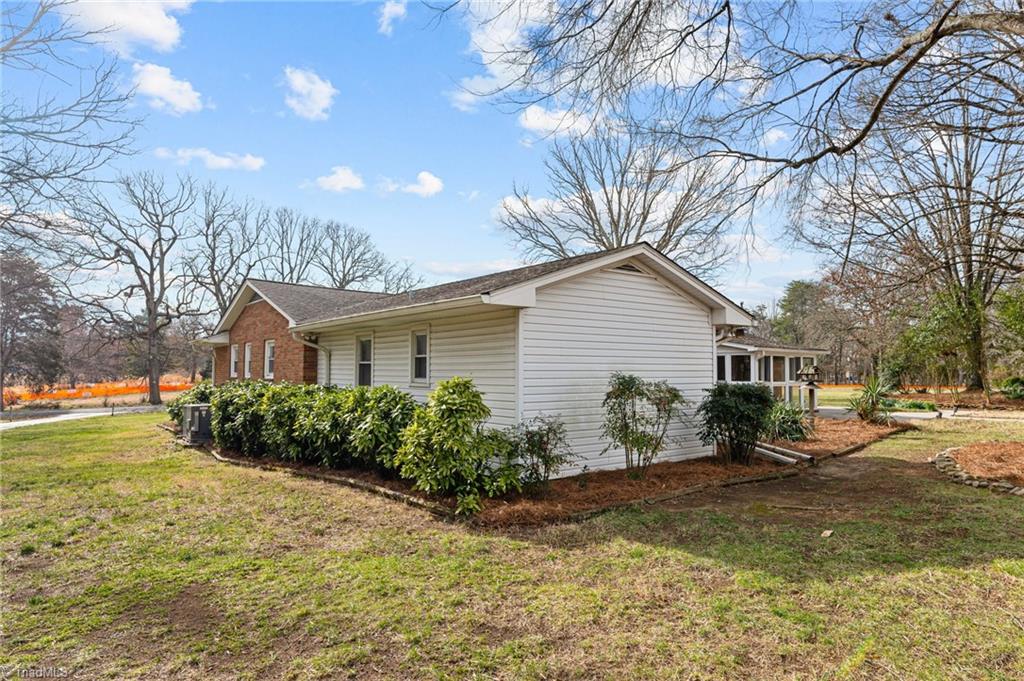 1837 Shamrock Drive, Burlington, North Carolina image 38