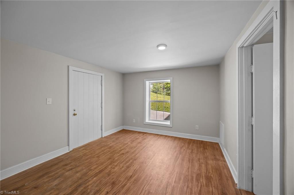 405 W 4th Avenue, Lexington, North Carolina image 14
