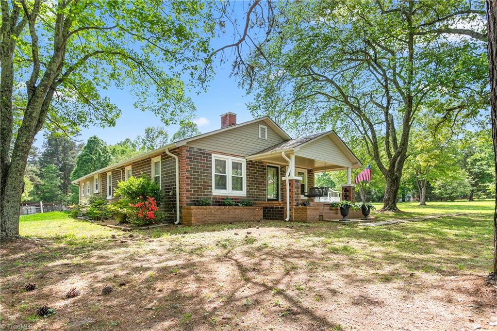 914 NC Highway 62 E