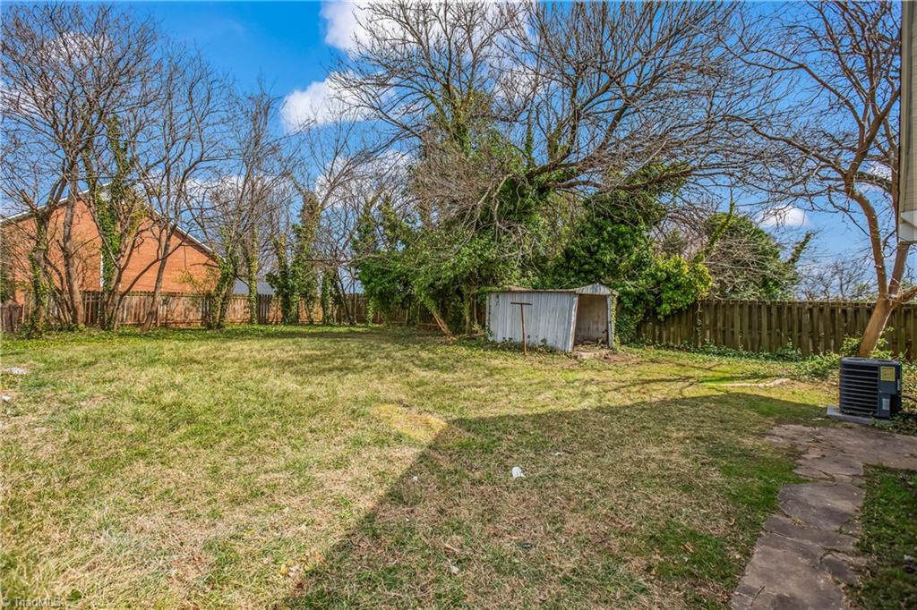 1007 Granby Avenue, High Point, North Carolina image 25
