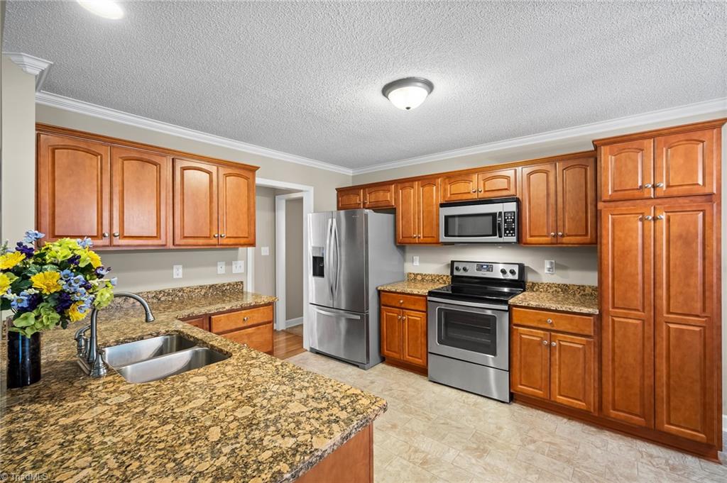269 Country Villa Drive, Lexington, North Carolina image 16
